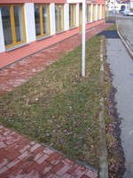 P�esto hlavn� zde m�la vzniknout bohat�, uv�tac� zele�.